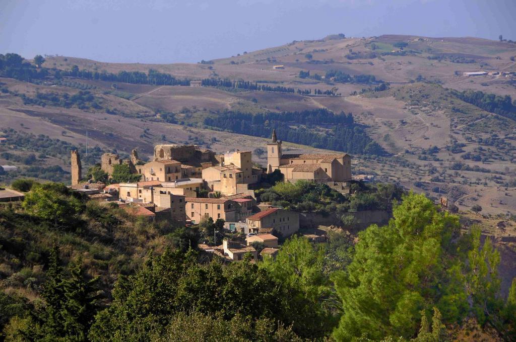 Casale Drinzi Villa Collesano Exterior foto